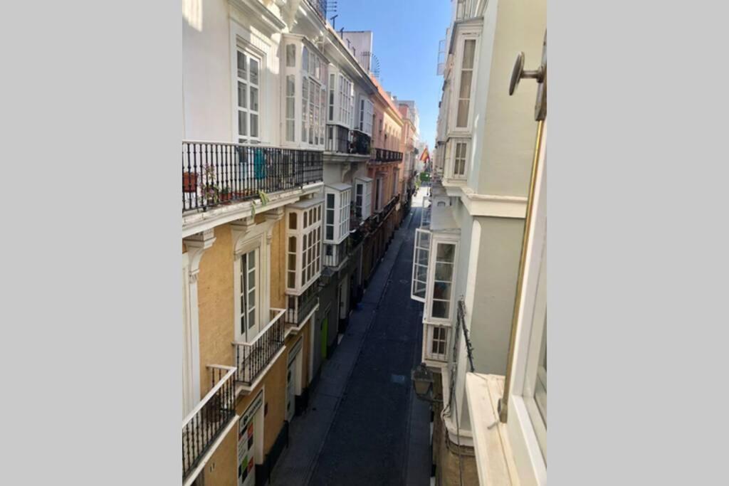 Gatu Premium Villa Libertad, Preferente Mayores De 25 Anos Y Familias カディス エクステリア 写真