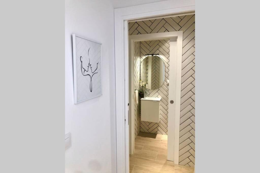 Gatu Premium Villa Libertad, Preferente Mayores De 25 Anos Y Familias カディス エクステリア 写真