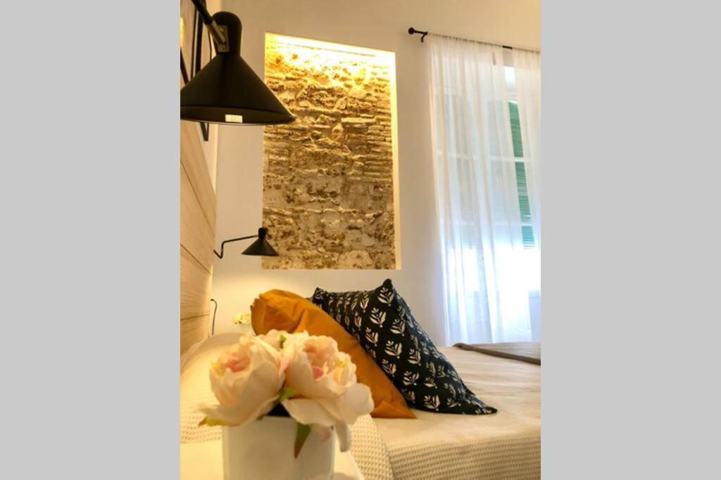 Gatu Premium Villa Libertad, Preferente Mayores De 25 Anos Y Familias カディス エクステリア 写真